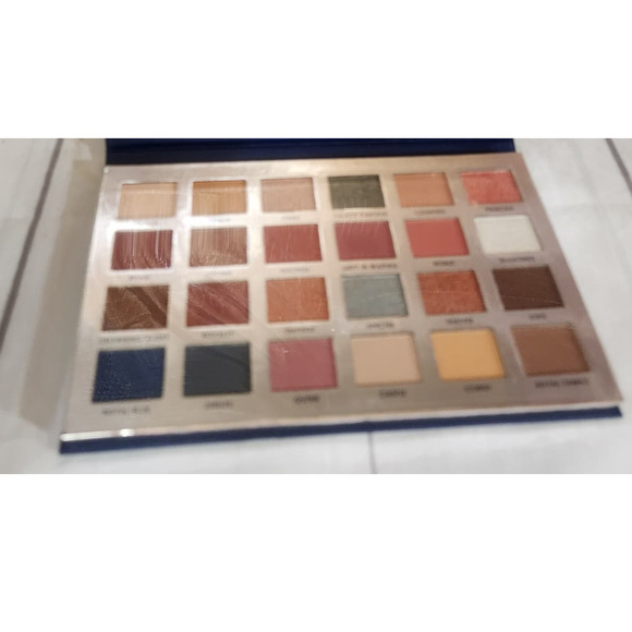 Ciate London Royal Edition 24pcs Eyeshadow Palette 39g / 1.23oz ~ New in Box - Picture 4 of 4